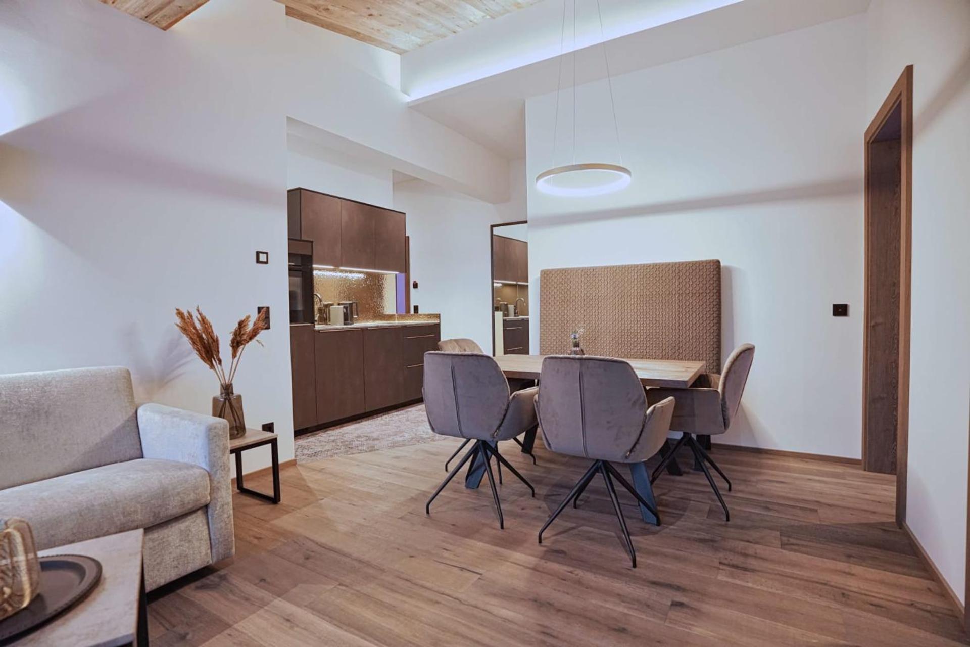 Hotel & Appartements Heigenhauser ไวดริง ภายนอก รูปภาพ